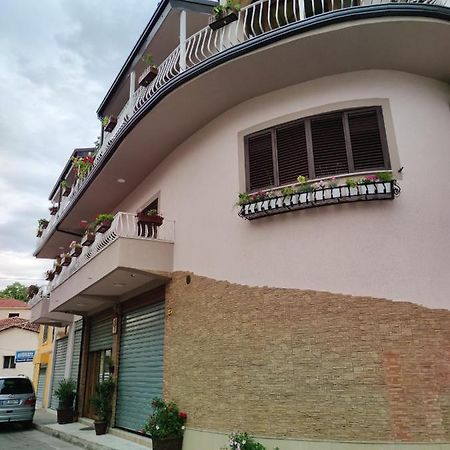 Lille France Apartments Shkoder Luaran gambar