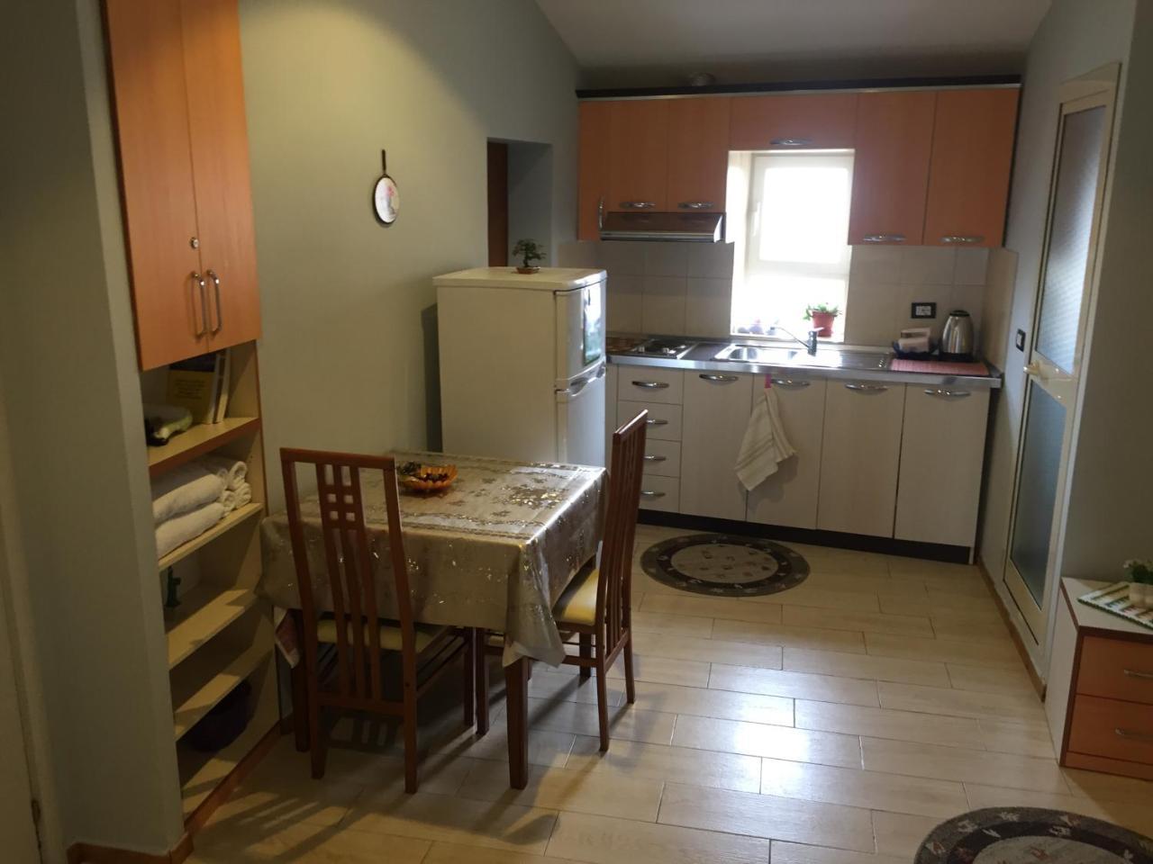 Lille France Apartments Shkoder Luaran gambar