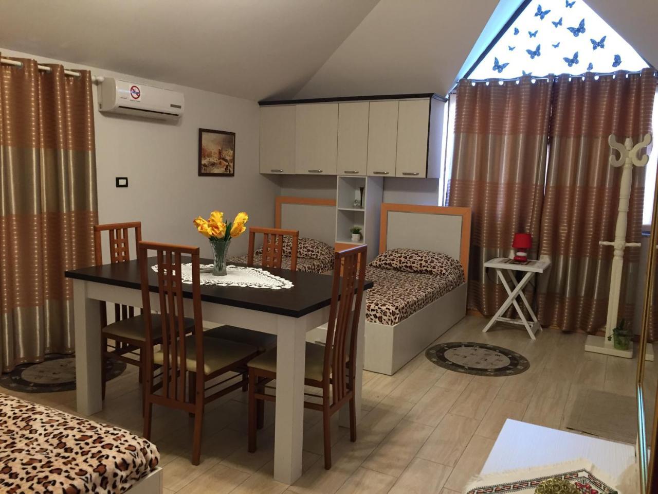 Lille France Apartments Shkoder Luaran gambar